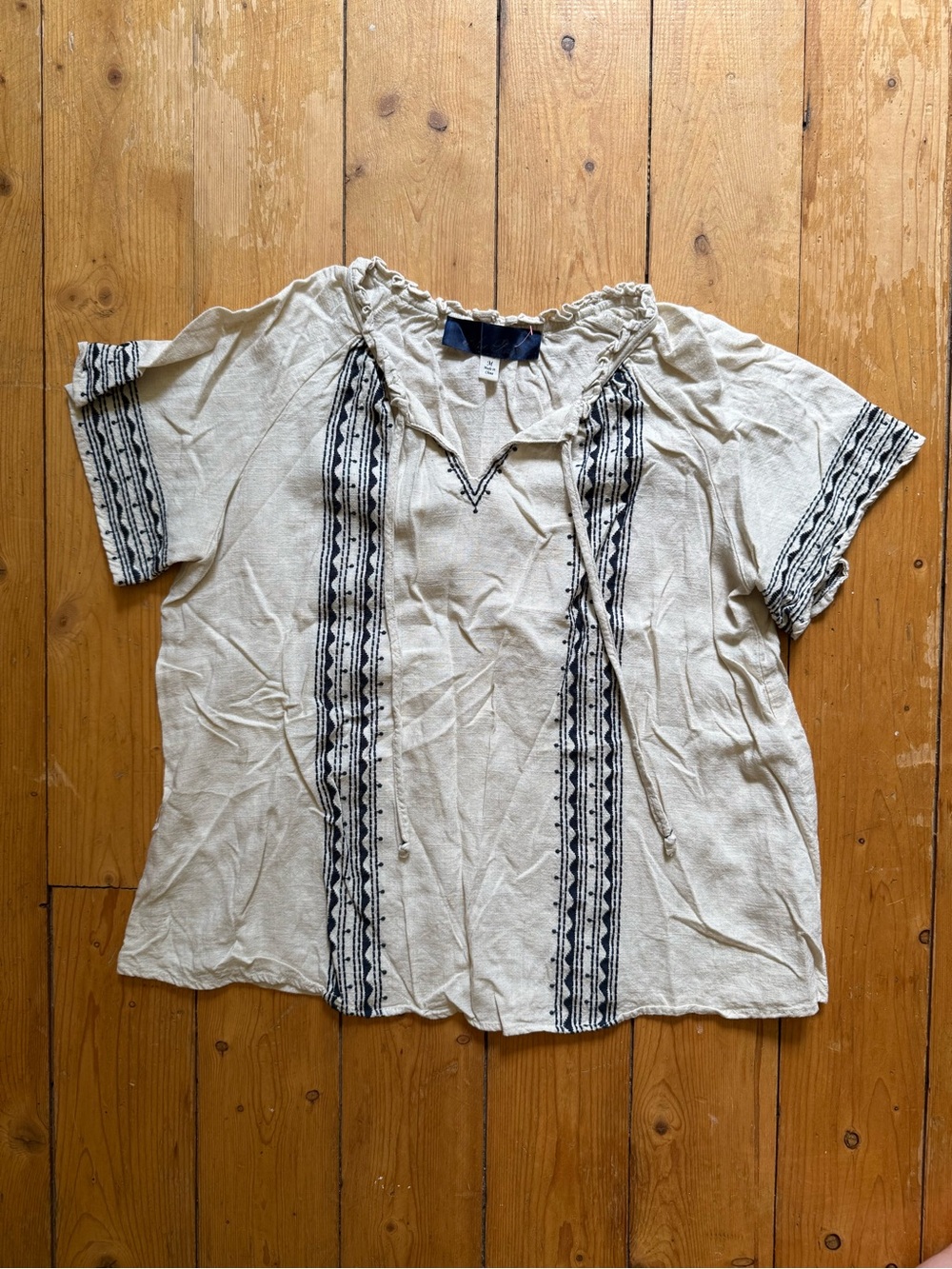Cream Short-Sleeve Tunic with Black Embroidery
